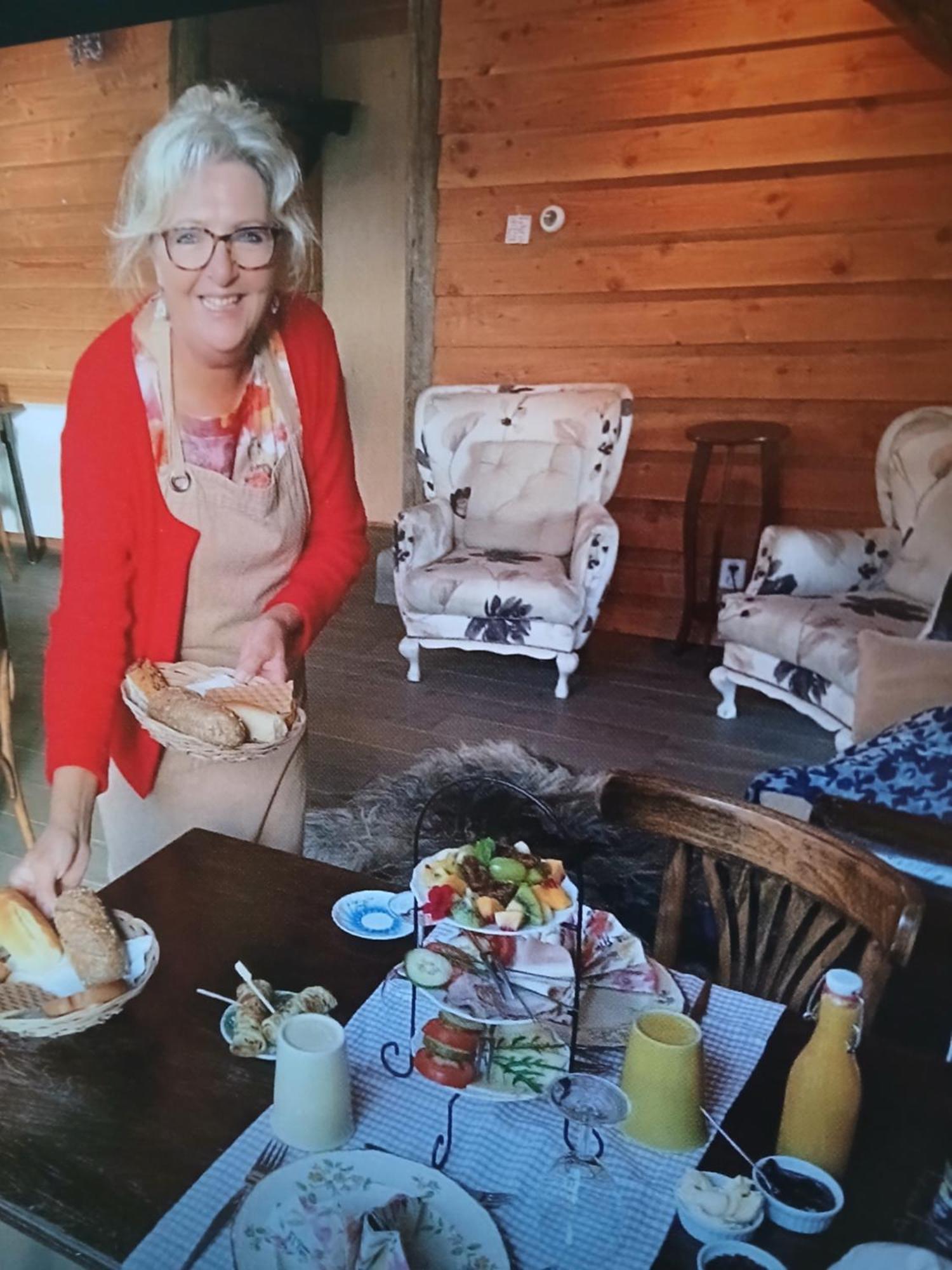 Pipowagen Elsebein Groningen Westerwolde Unieke Ligging Met Eigen Tuin En Vrij Uitzicht Over Veld Naar Natuurgebied Onstwedde Εξωτερικό φωτογραφία